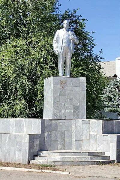 П. Зимовники ул. Поселок зимовники достопримечательности. Посёлок зимовники ростовская область. Зимовники ленина.