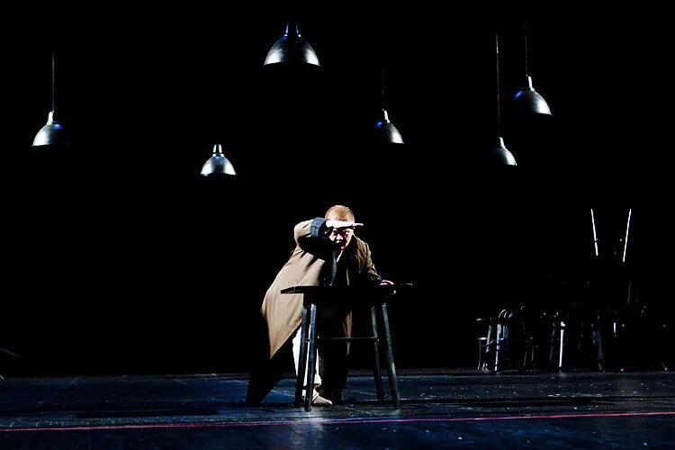 мера за меру театр маяковского