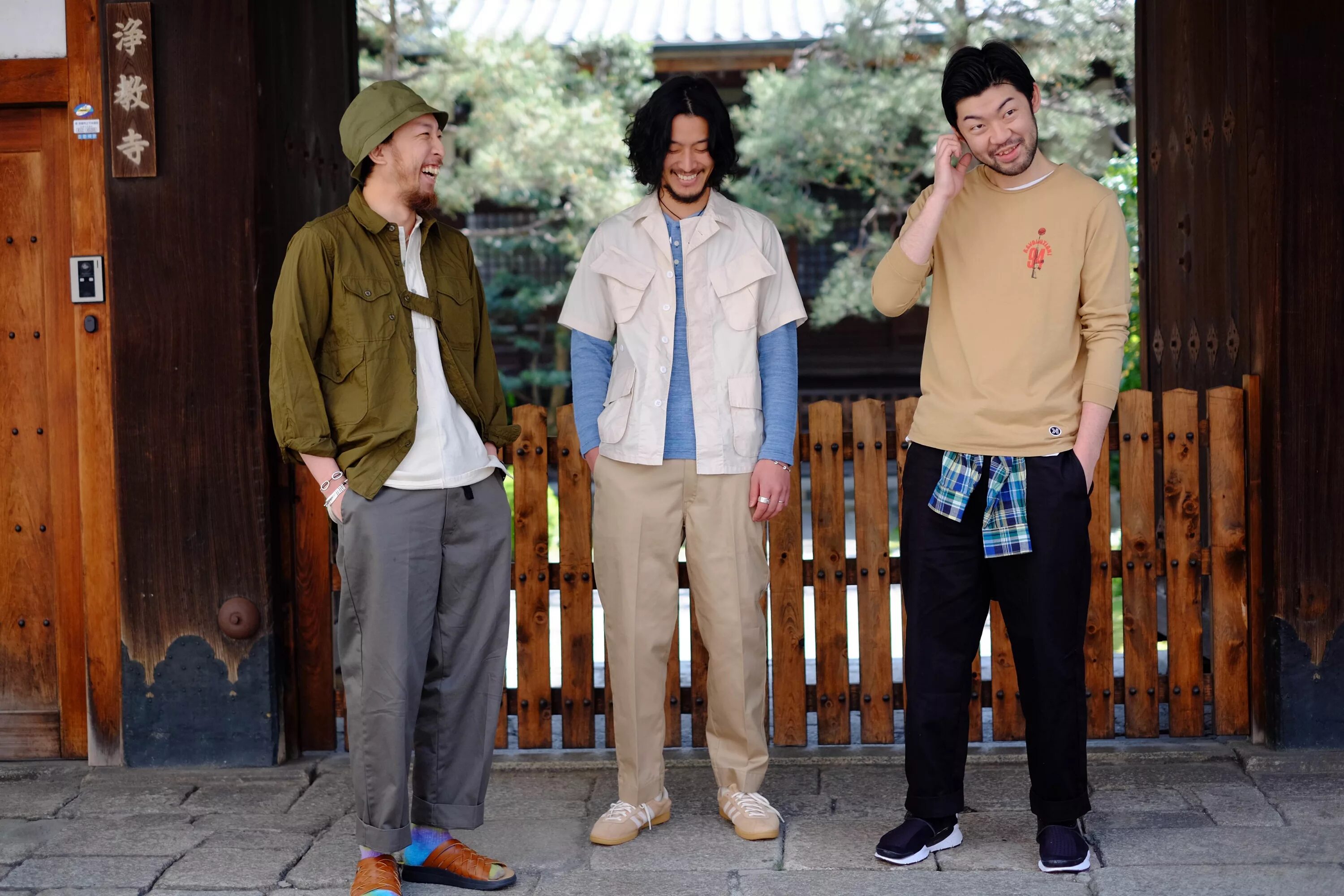 Дики таки. Дики таки. В диких условиях фильм 2007. Into the wild эмиль хирш. Дики таки.