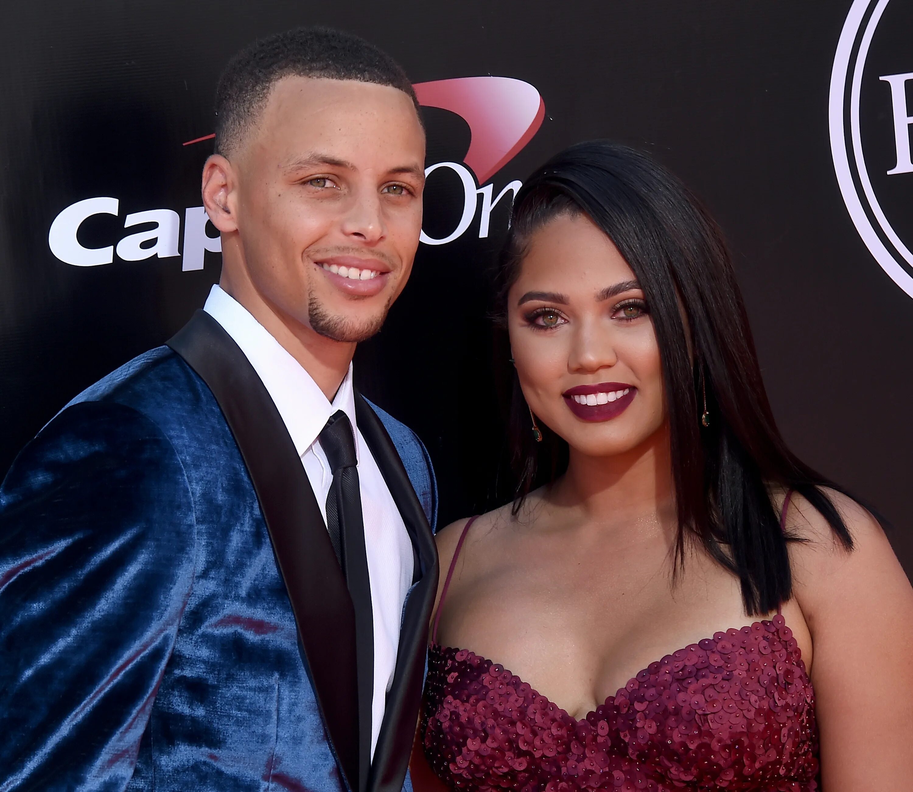 Стефан керри. Стефен карри баскетболисты. Брат стефана карри. Брат стефан карри. Джейн фонда сейчас 2022.