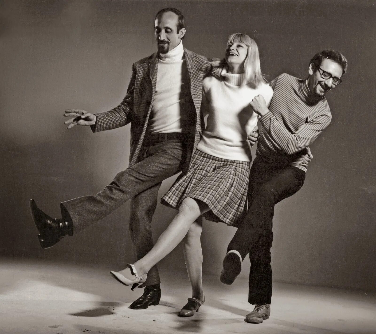 Peter, paul and mary - man come into egypt. Группа peter, paul and mary. Peter paul and mary. Группа peter, paul and mary. Peter, paul & mary album covers.