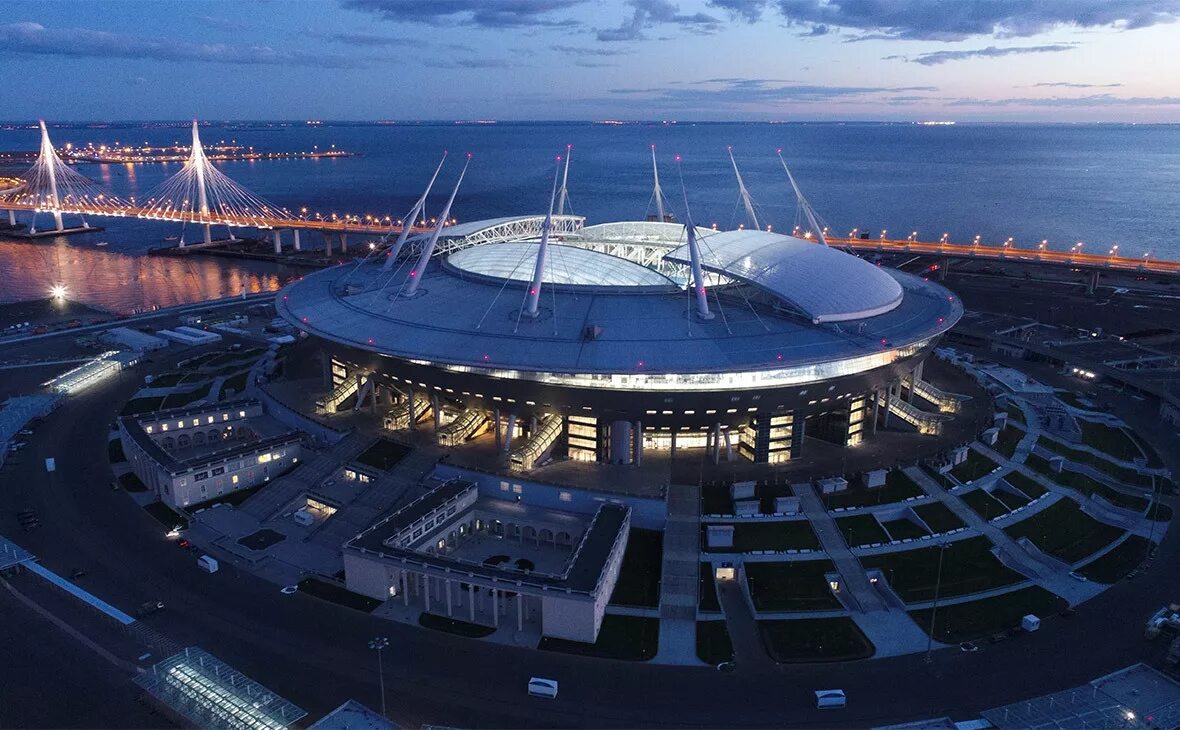 Стадион зенит сколько. Стадион Зенит Санкт-Петербург. Стадион Зенит Арена Санкт-Петербург. Стадион Зенит Арена. Стадион на Крестовском острове.