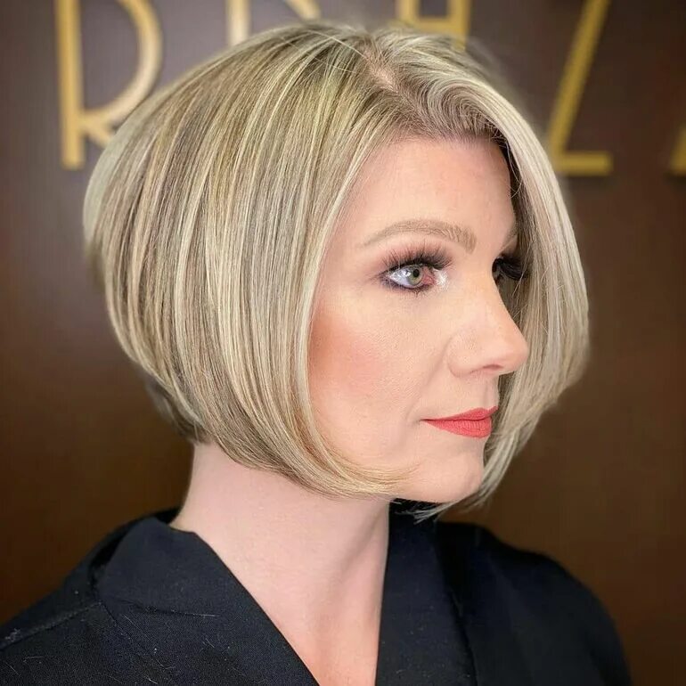 50 лет каре прическа фото Bekijk hier 10 super gave korte Pixie looks voor dames met grijs haar! Kapsels