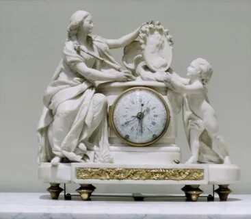 Скульптурные часы