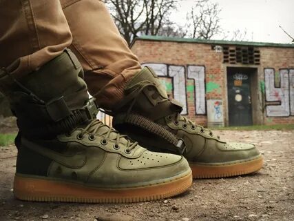 Air force 1 wild