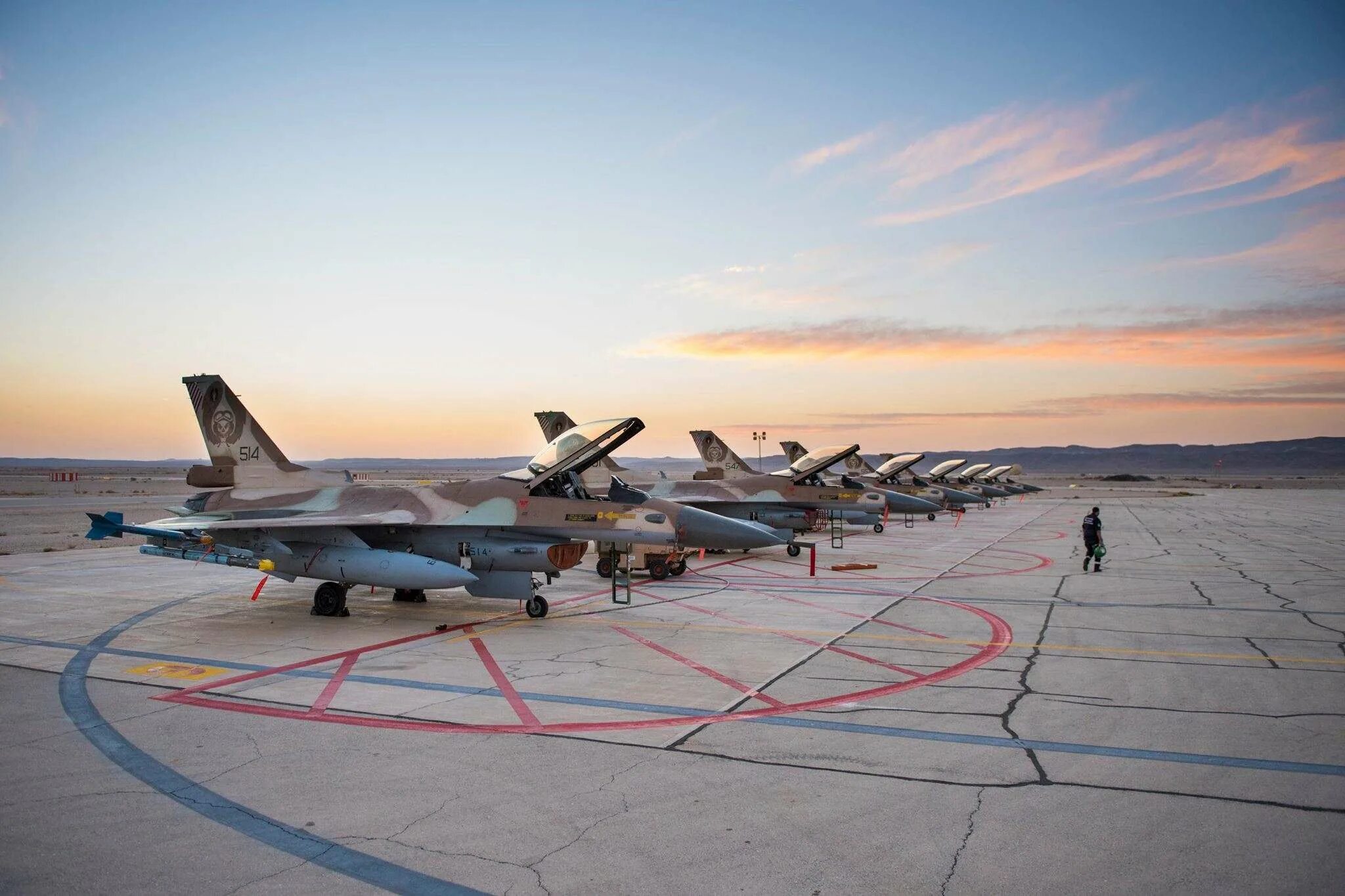 16 ввс. F16 ввс израиля. авиабазы ввс израиля. f-16 israeli. бюхель авиабаза.