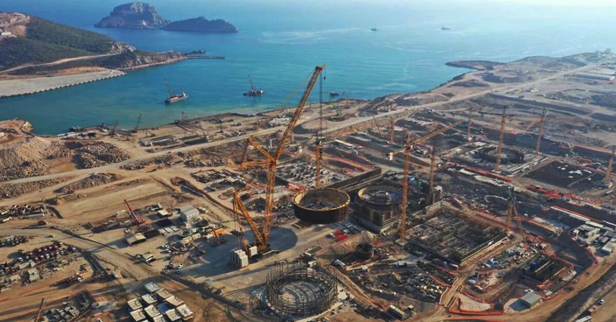 Атомная станция в турции которую строит. Гросси аэс аккую. Аэс аккую турция. Атомная станция аккую в турции. Мерсин турция атомная станция.