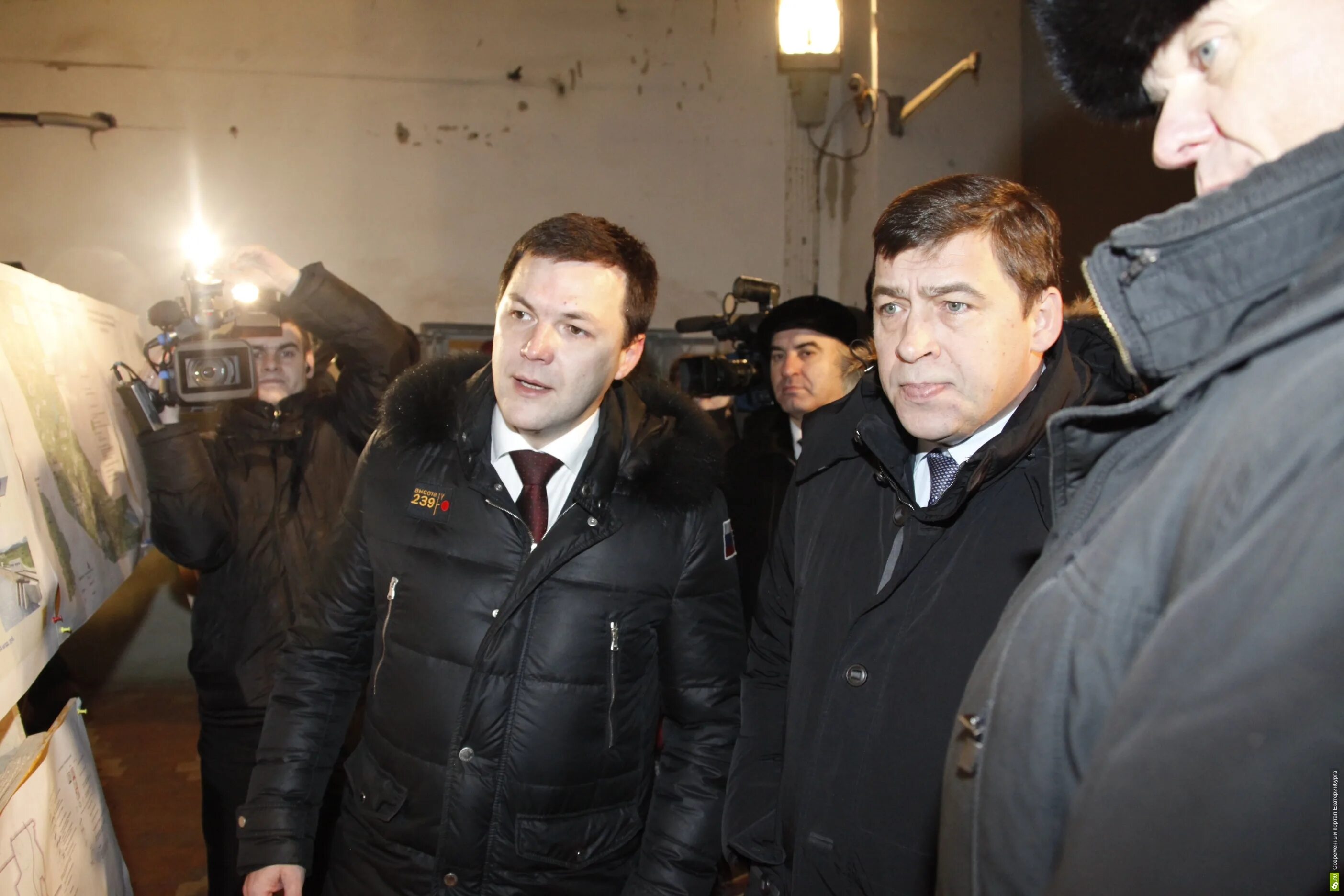 медведев после болезни. фролов сергей петрович. ельцин в полный рост. горбачев в форосе 1991. горбачев 1991.