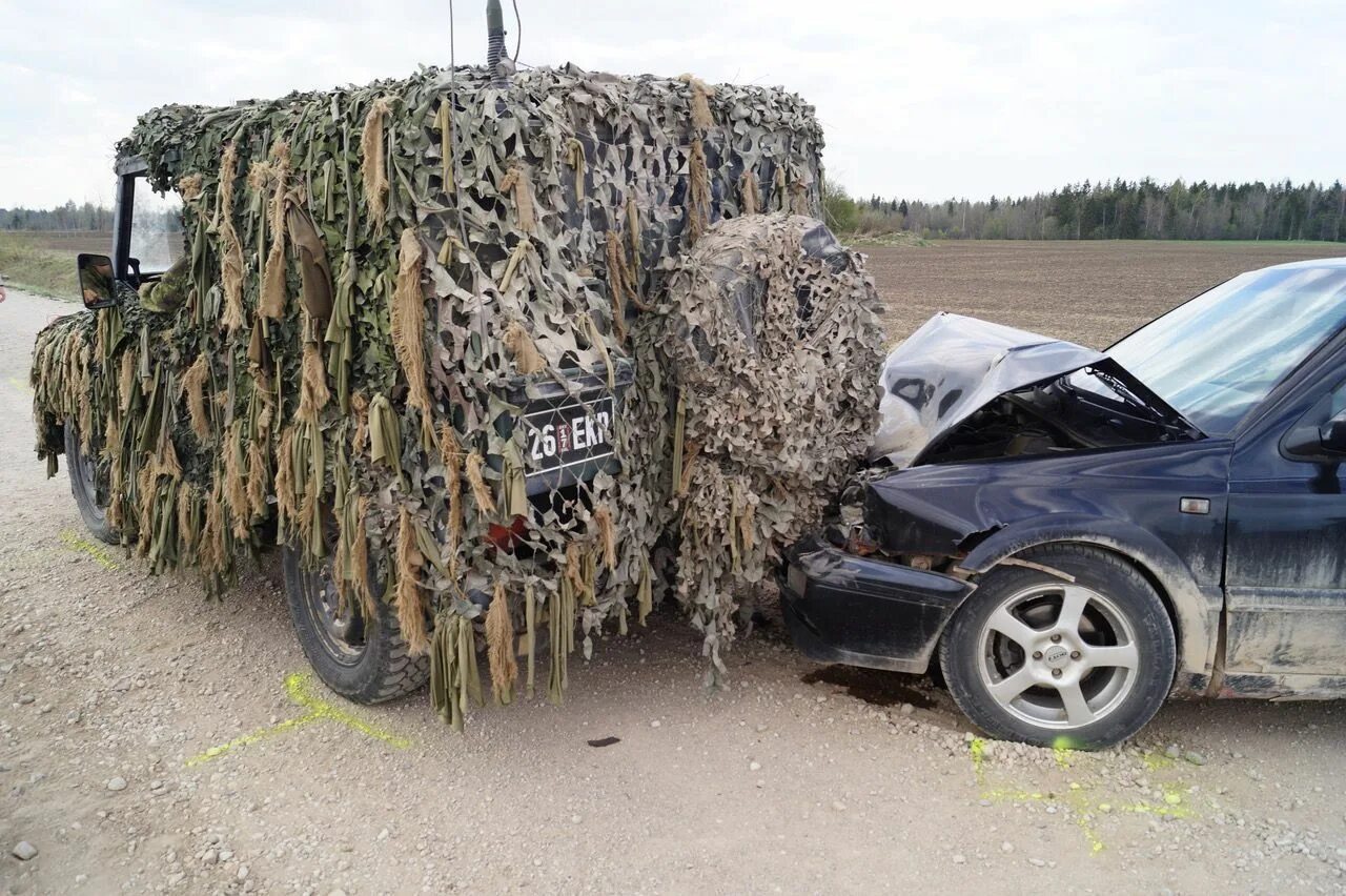 Авто юмор. Маскировка машины. Смешная маскировка. Приколы про автомобили.