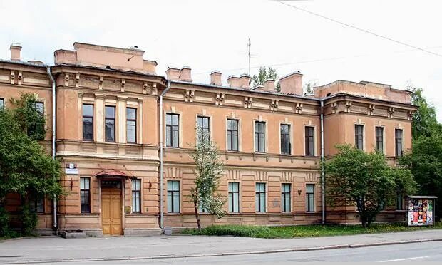 Спбиувэк фото. Спбиувэк. Институт усовершенствования врачей. Институт усовершенствования врачей логотип. Институт врачей экспертов.