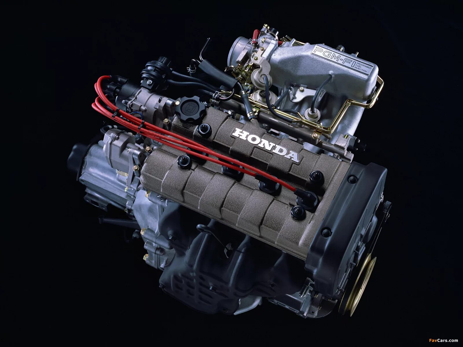 Двигатель honda. 3х цилиндровый мотор хонда. Honda v3 engine. Honda ra168e. C32b honda.