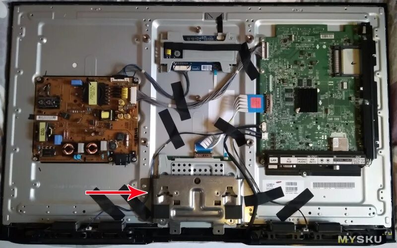 Драйвер шлейфа матрицы тв самсунг. Номер матрицы на телевизоре. Телевизор lg 32lb563u. Узнать матрицу телевизора. Матрица жк телевизора.