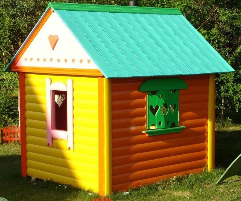 Крыша домика для детей. Крыша домика для детей. Детский домик для дачи. Детский домик в саду. Крыша домика для детей.