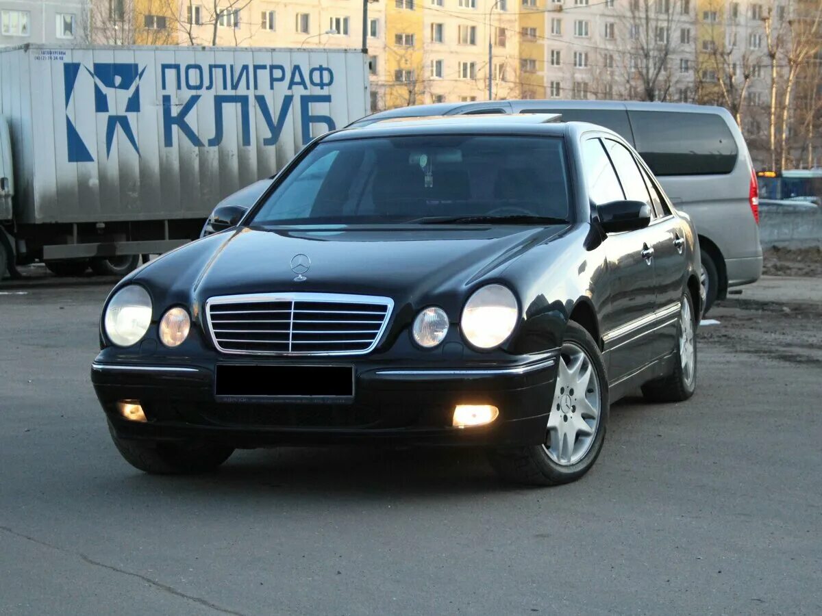 Мерседес 210 рестайлинг серебристый. Mercedes benz w210 1999. Мерседес w210 рестайлинг. Мерс 210 рестайлинг. W210 рестайл.