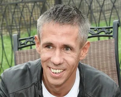 Тіркеусіз Харьковтен келген транссексуалдармен танысыңыз