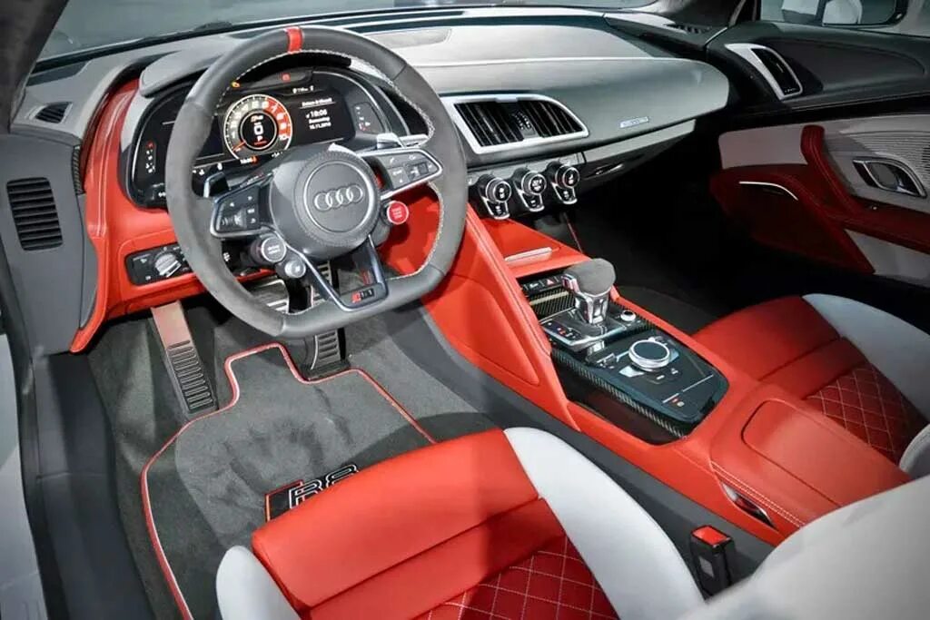 Купить ауди механика. Audi r8 v10 Performance салон. Ауди рс8 салон. Audi r8 2020 салон. Ауди r8 2020 салон.