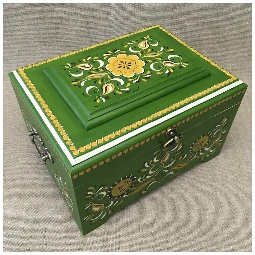 Сундук зеленого цвета. Зеленый ларец. Зеленый ларец. Зеленый ларец. Зеленая шкатулка из дерева.
