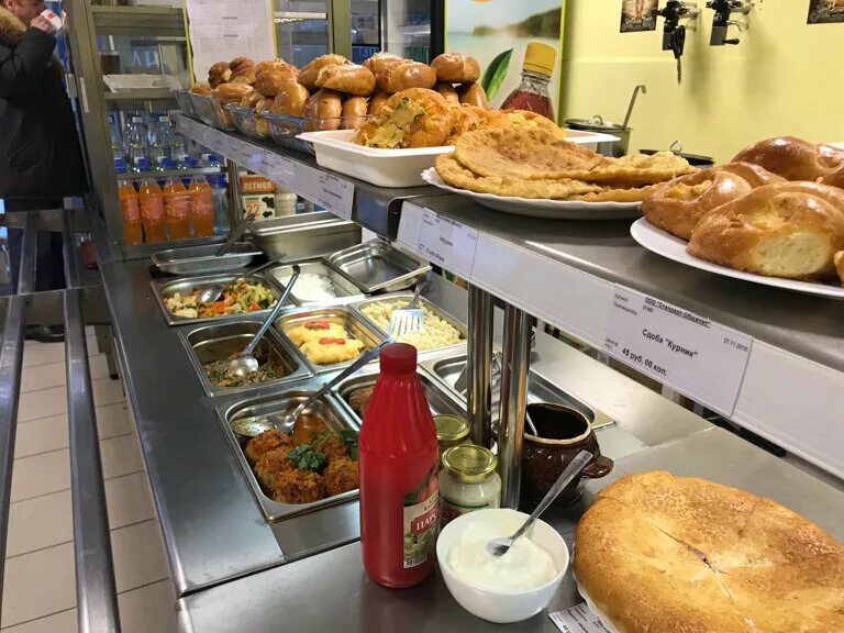 Заводская столовая. Общепит на васильевском острове видео. Продается общепит. Зип общепит спб запчасти. Столовая здание.