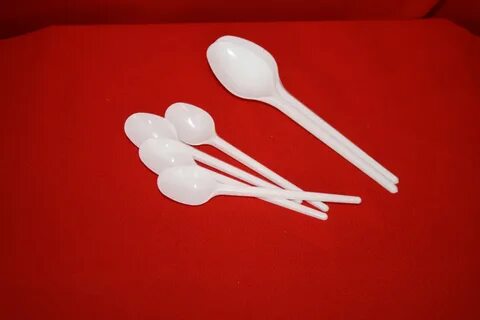 Чайные пластмассовые ложки