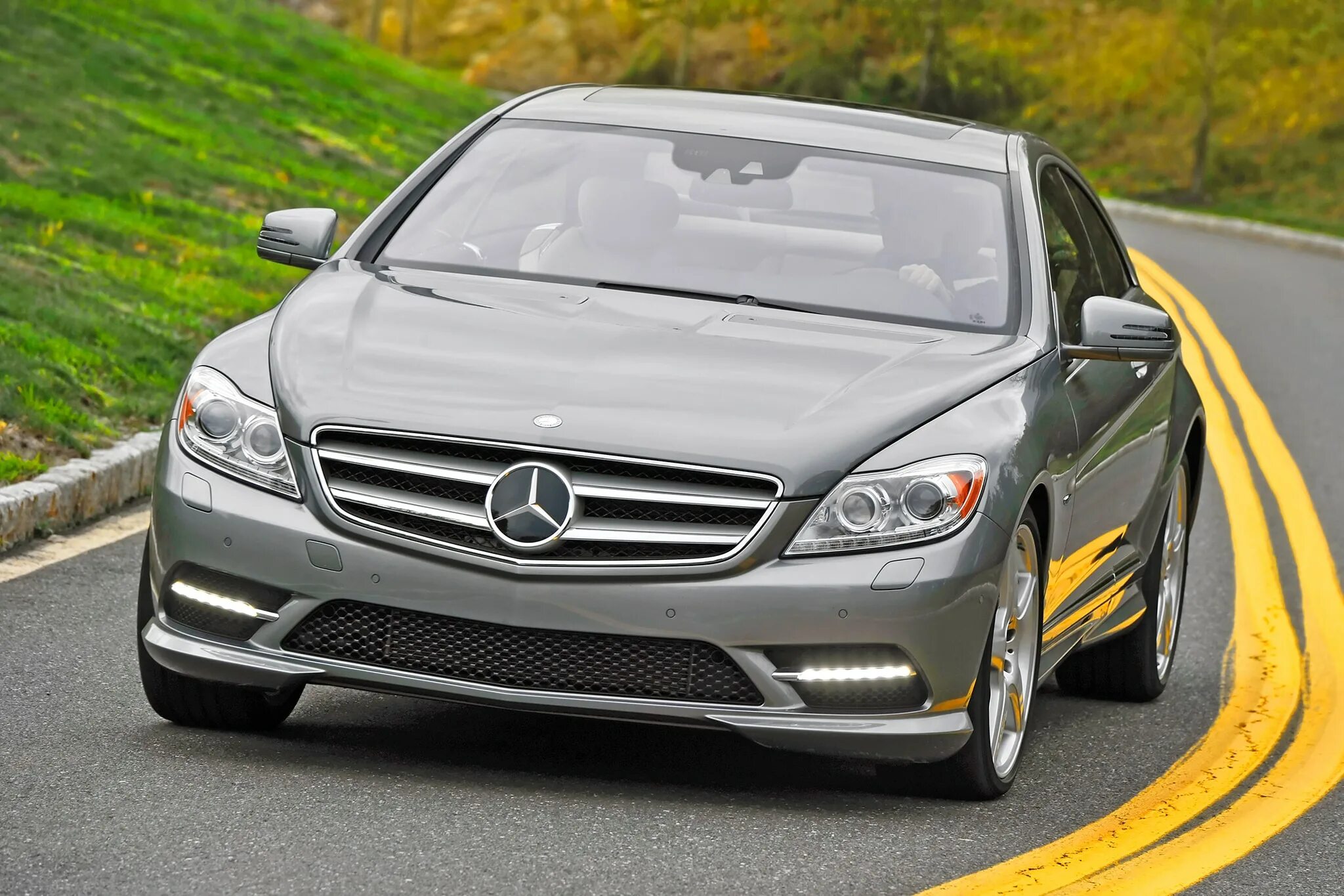 Как выглядит мерс мерс. Mercedes-benz c216. mercedes benz cl 550 c216. рестайлинг мерседес c216. mercedes amg cl 63 4matic.