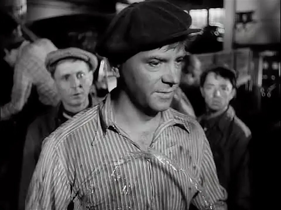 (1961). Колька второй. Георг отс в военной форме. Колька слушать. Колька слушать.