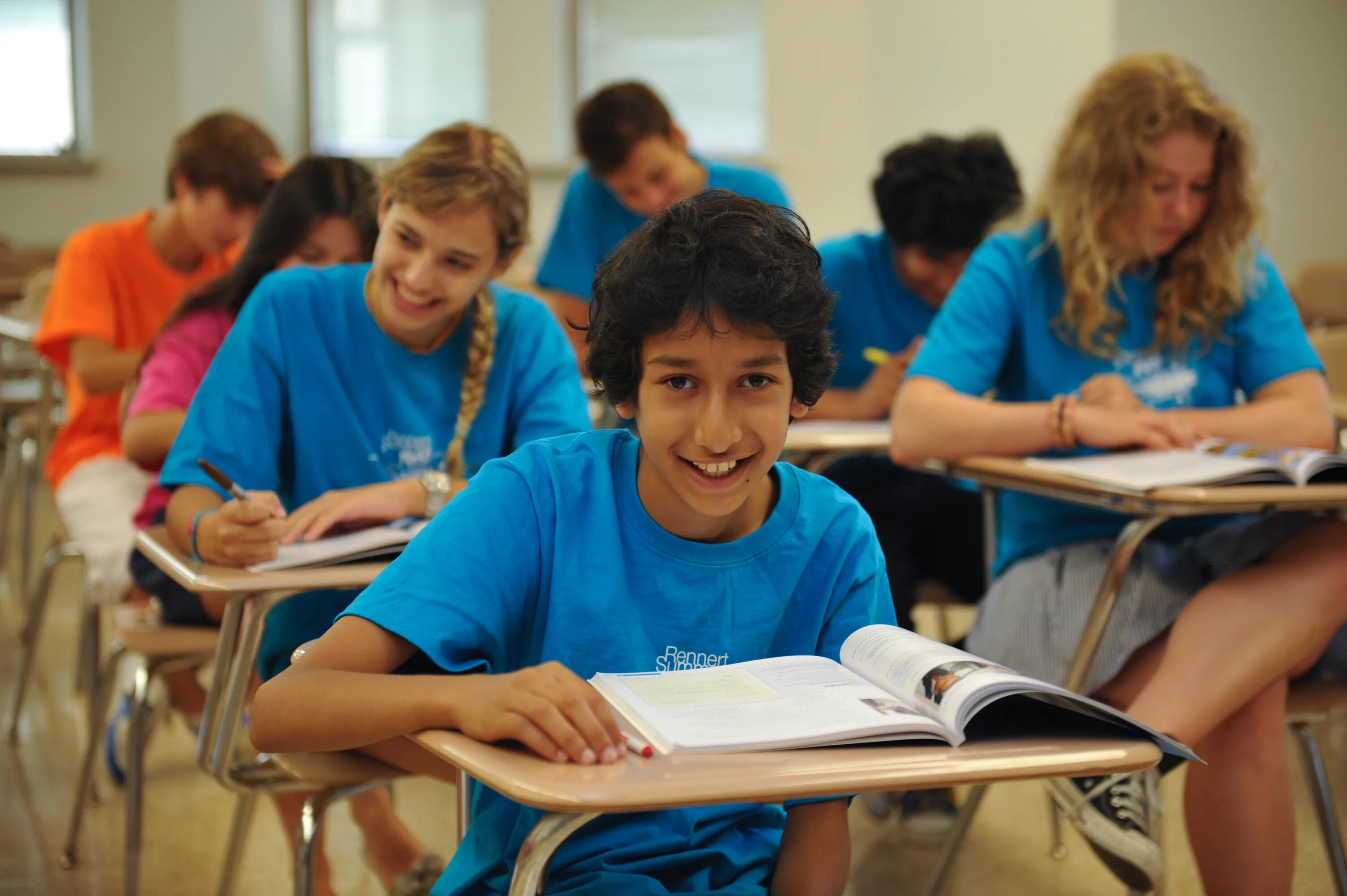 Венесуэла образование колледж. Багамский колледж образования. Summer School study. Summer School photo for presentation. Летняя английская школа