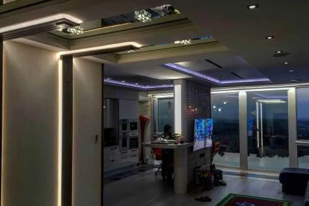 краснодар улица зиповская 5. зеленый дом краснодар. венский дом краснодар бизнес центр. горхутор краснодар. рашпилевская венский офисы.