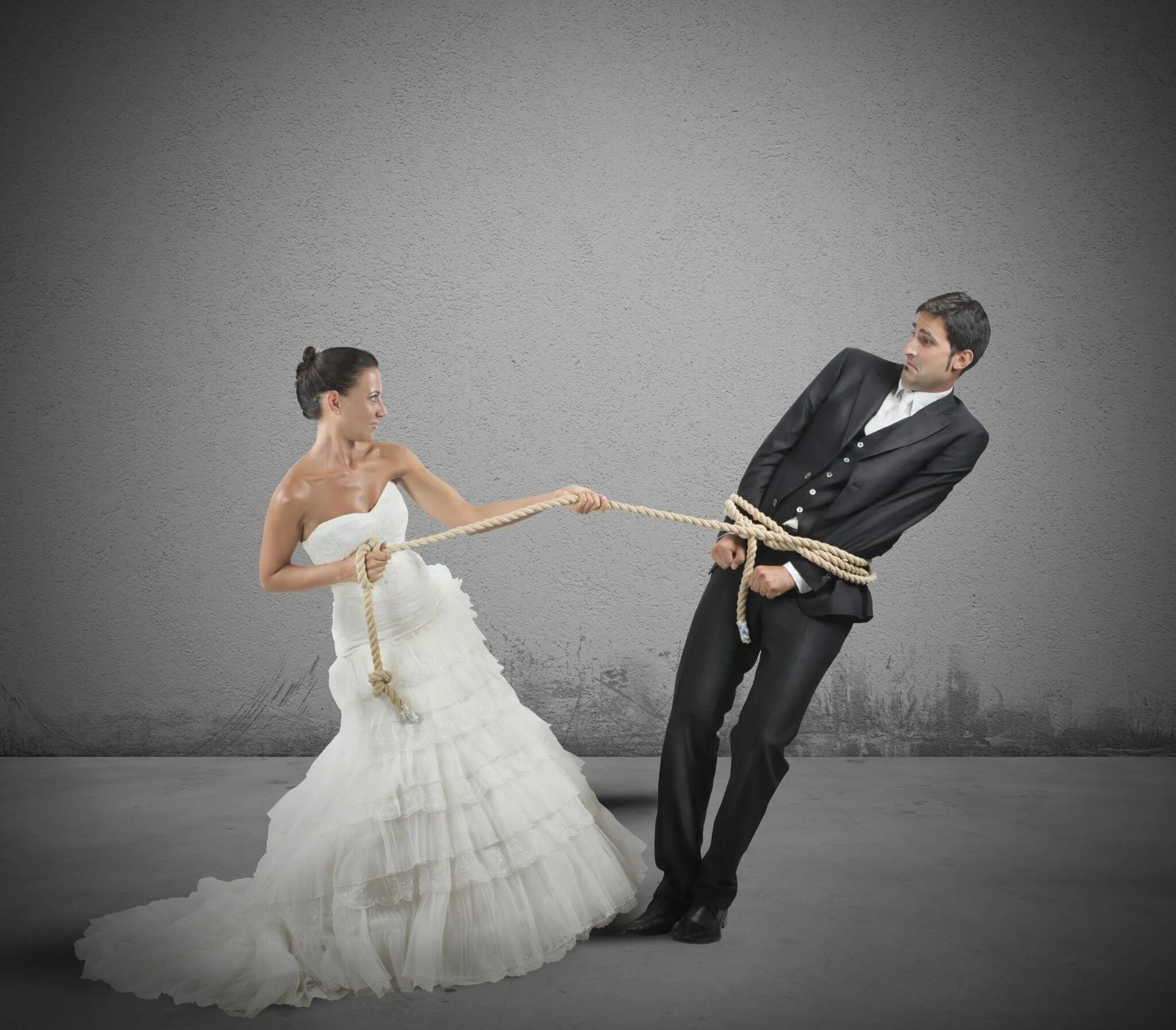 Невеста тащит в загс. Парень никогда не женится. Грустная невеста. Никогда не женись мой друг вот тебе мой совет. Никогда не женись.