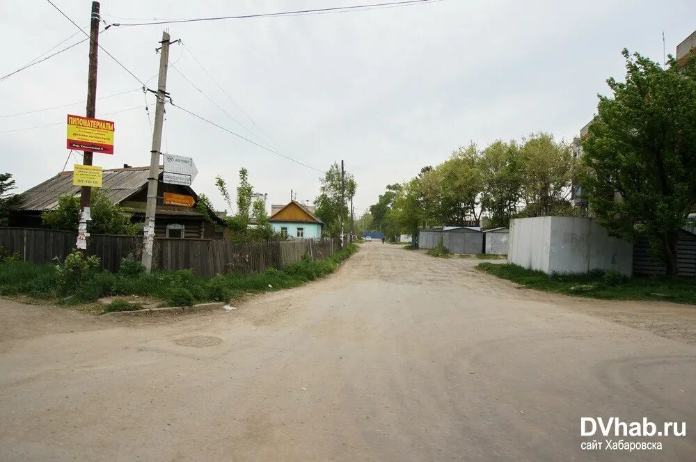 Черная речка хабаровский. Красная речка Хабаровск. Улица красная речка Хабаровск. Район красной речки город Хабаровск. Поселок красная речка.