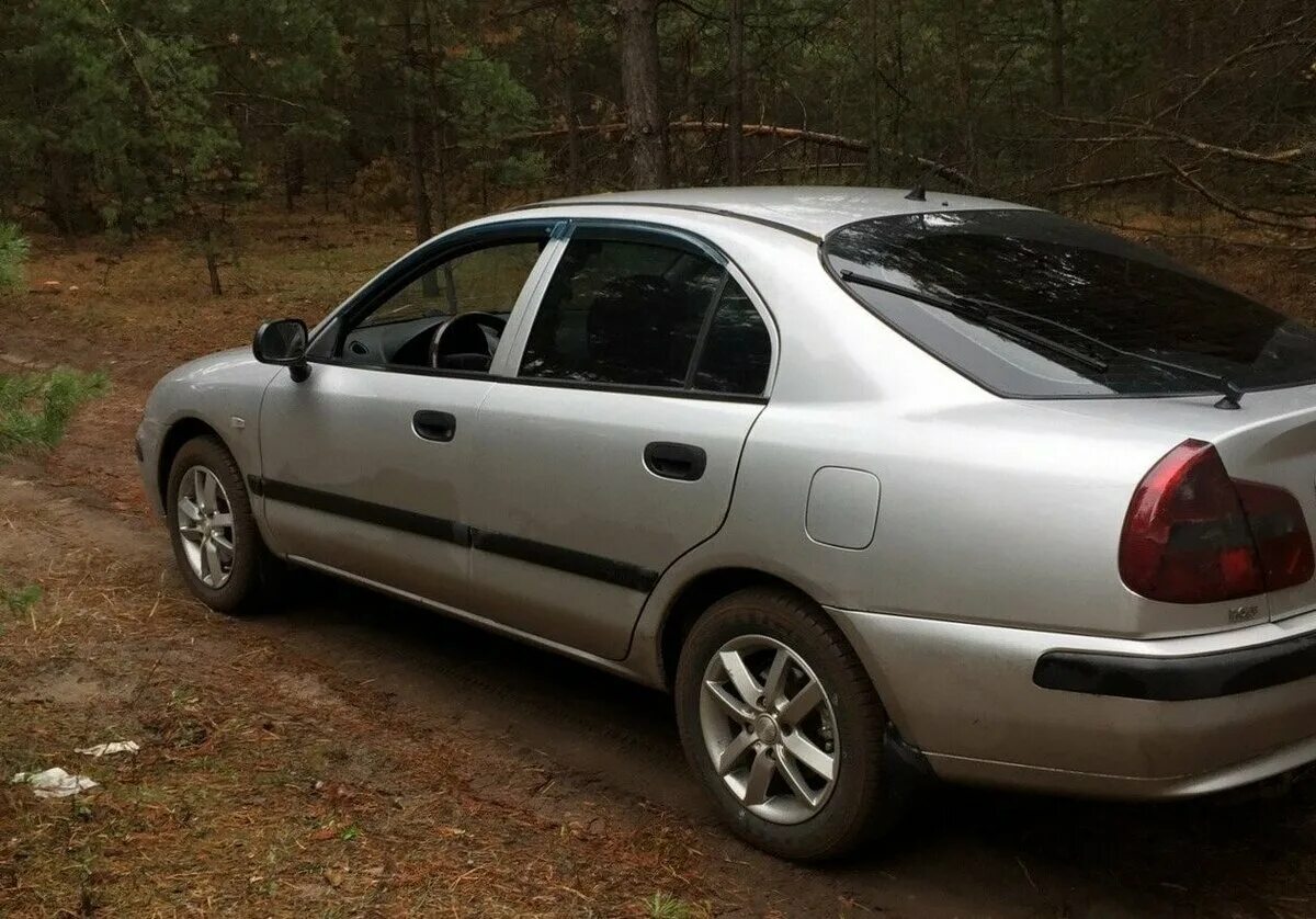 Mitsubishi carisma 1.6