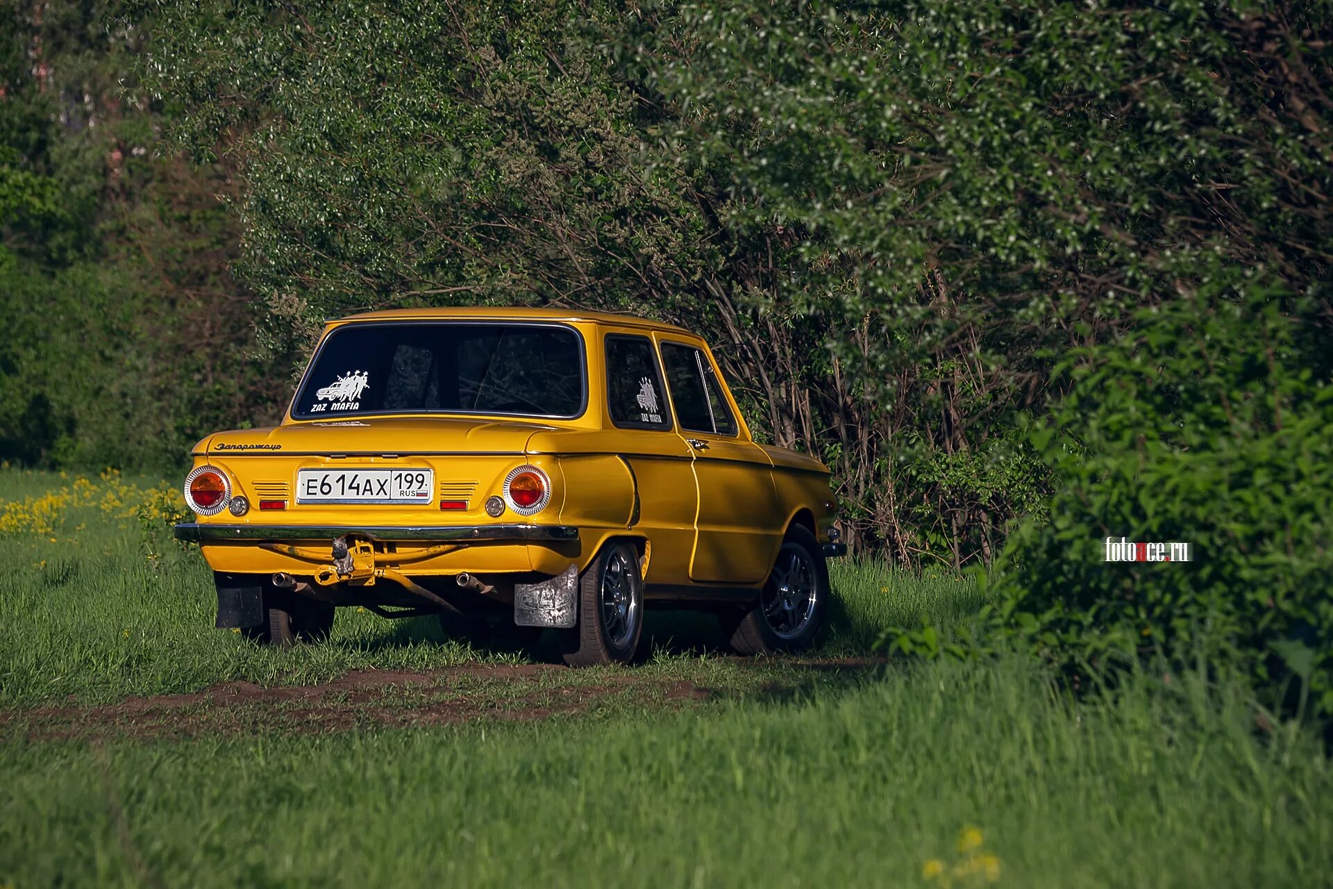 Заз 968 фото. ЗАЗ 968. ЗАЗ-968а Запорожец. Машина Запорожец ЗАЗ 968 М. Запорожец Ушастый ЗАЗ-968.