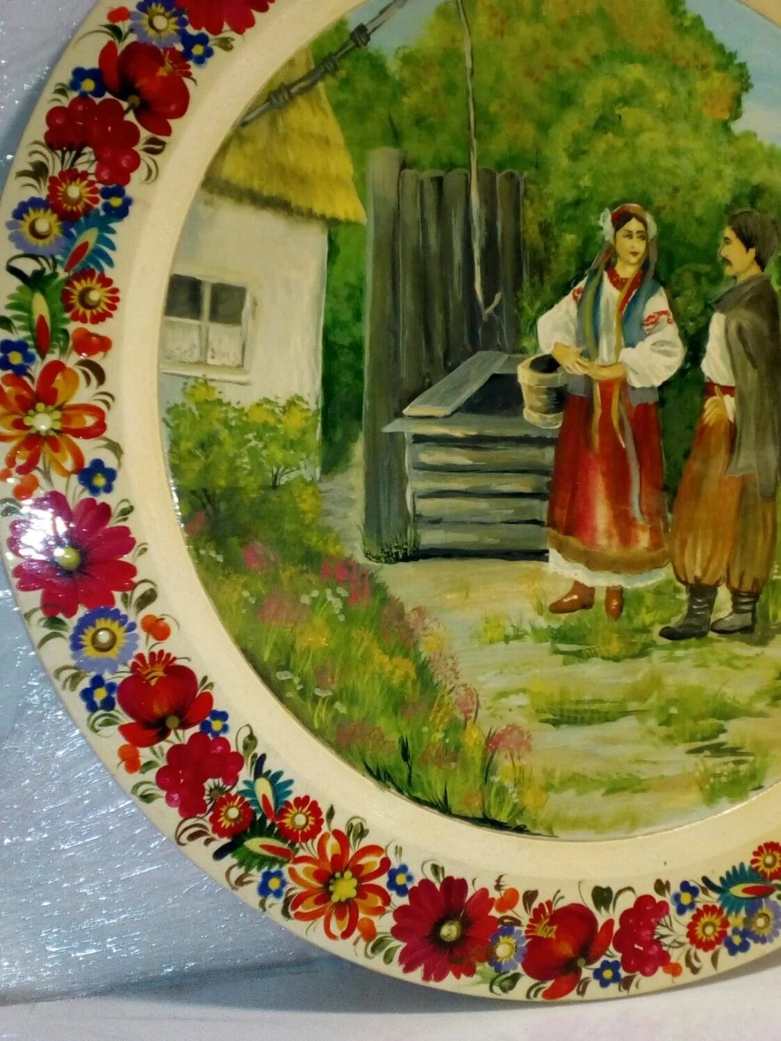 Деревня тарелка. Роспись деревянных тарелок. Расписные деревянные тарелки. Расписные тарелки-Деревенские.