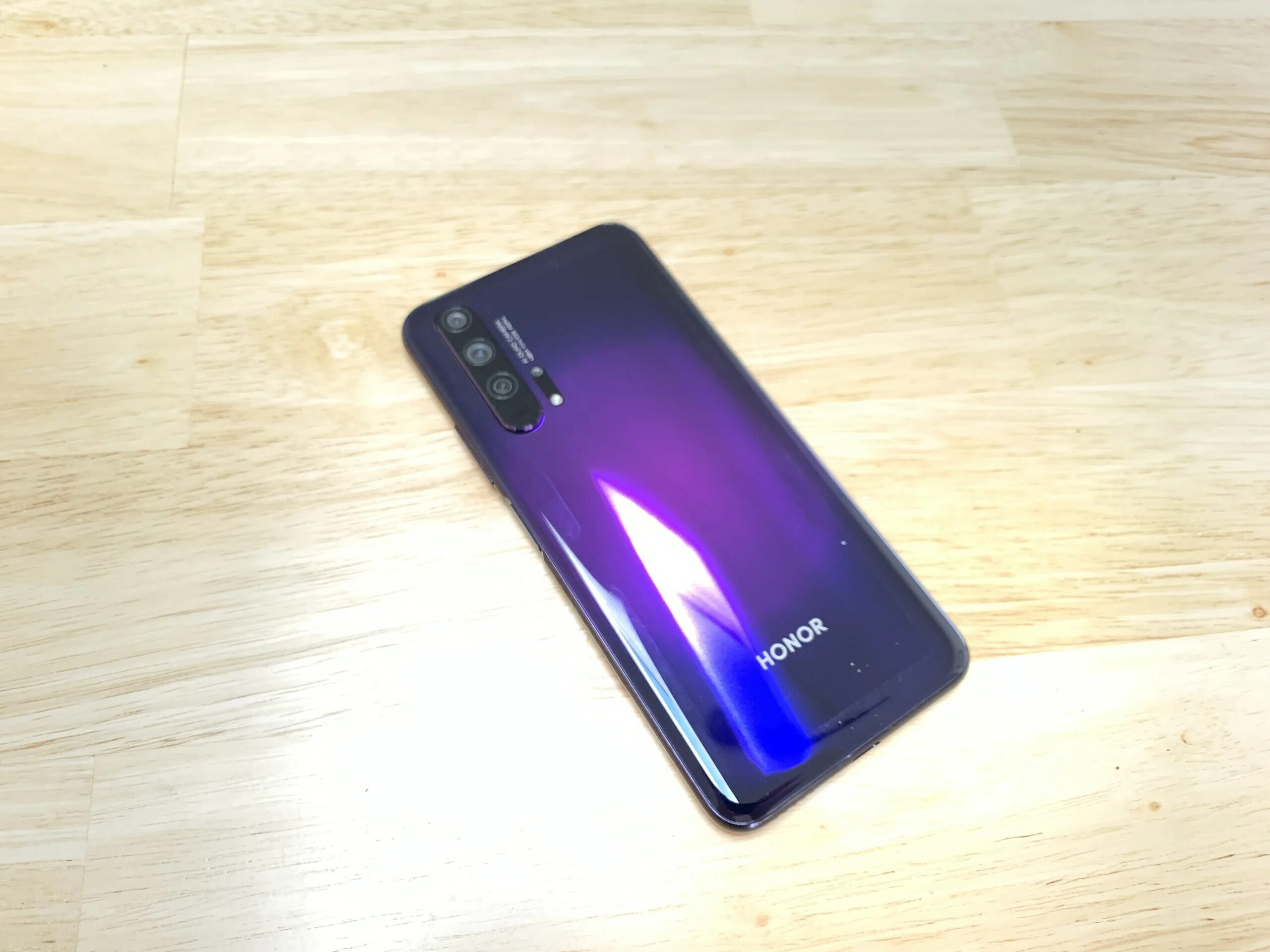 Honor 20 8 256. Honor 20 Pro 8/256gb. Honor 20 Pro фиолетовый. Honor 20 Pro 256gb Phantom Black. Хонор 20 про фиолетовый комплект.