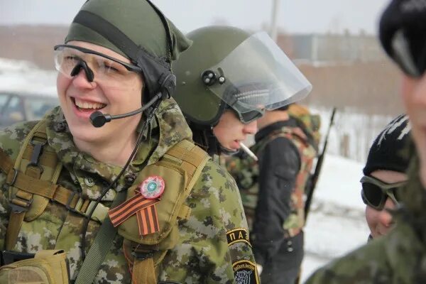 осн викинг. спецназ фсин викинг. перенос птрк корнет. спецназ викинг омск. бойцы осн «викинг».