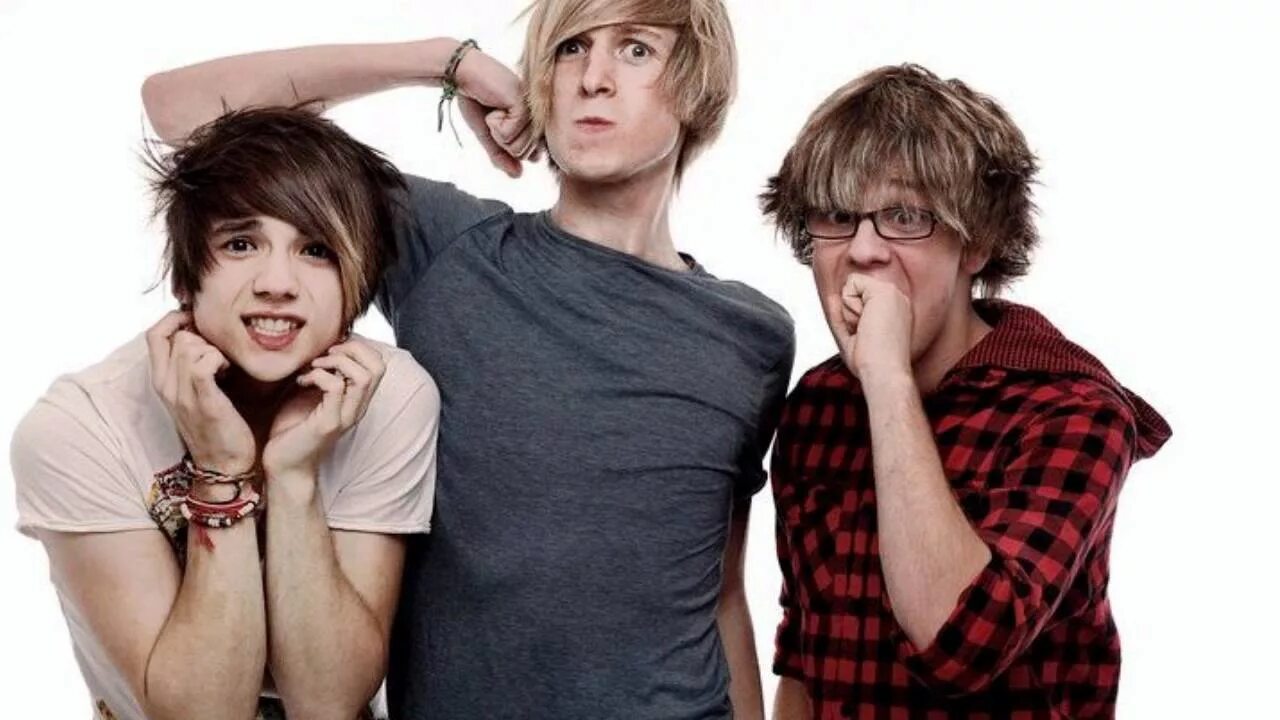 Молодой человек трейлер. Brightwin wallpaper. The dream boys. Пацаны 2008. The dream boys.