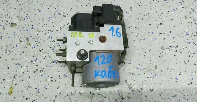 Блок абс тойота королла 150. Реле абс королла 120. Абс тойота. Датчик абс задний королла е150. Corolla 120 блок abs.