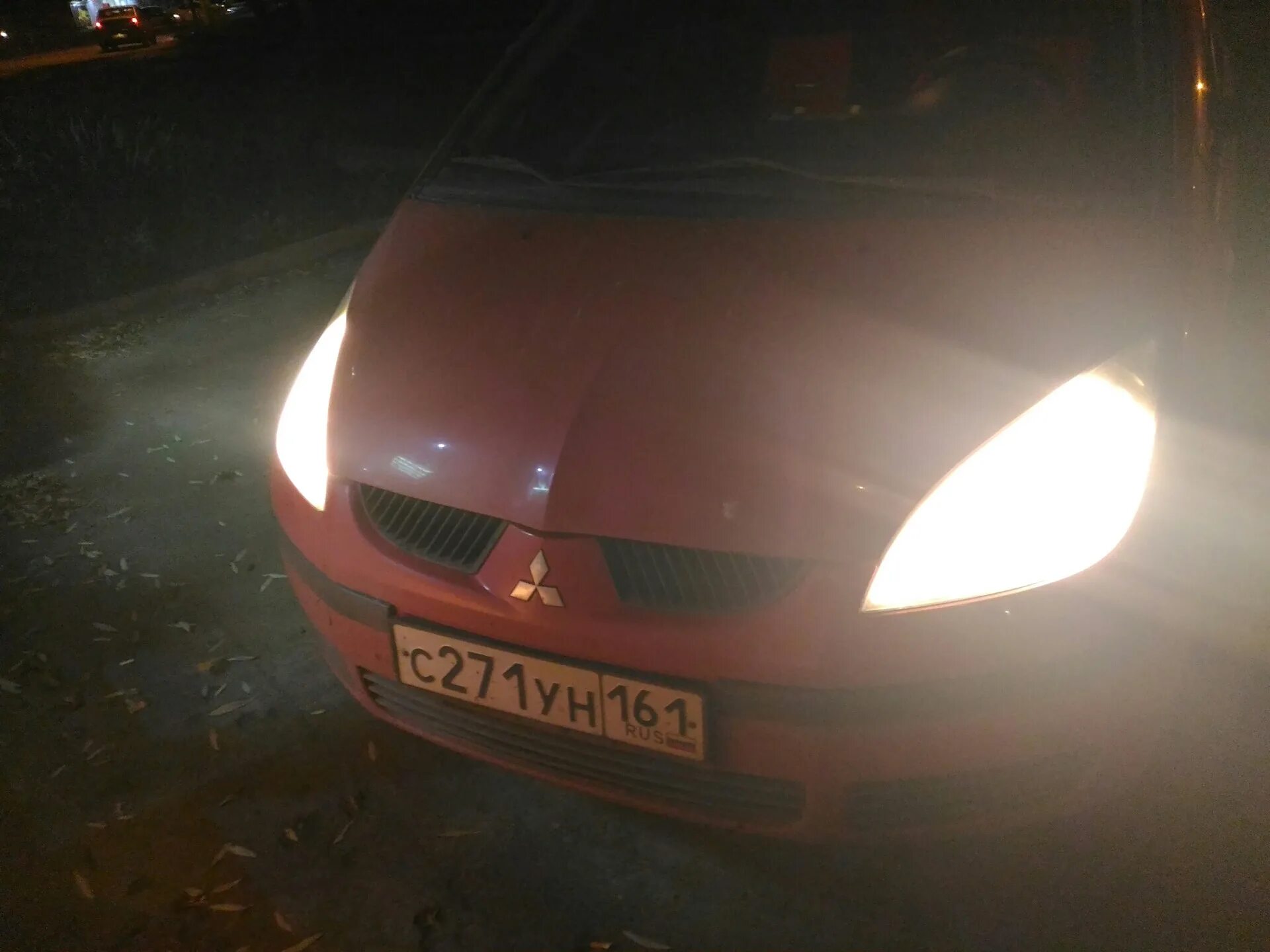 Лампы митсубиси кольт. Лампы в митсубиси colt. Mitsubishi colt лампочки подсветки номера. Лампочка ближний свет мицубиси кольт. Mitsubishi colt 2007 лампа ближнего.