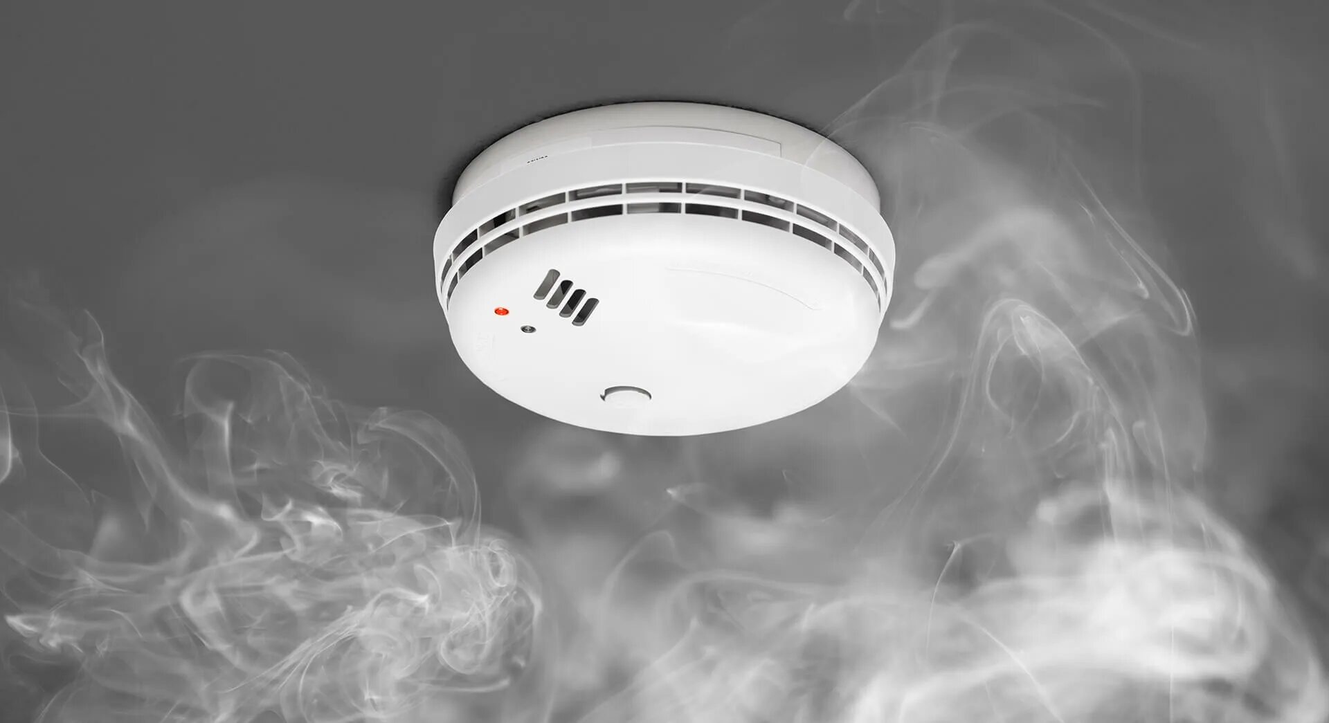 Пожарный извещатель на стене. Детектор дыма Smoke Detector. Smoke Detector пожарный. Датчик дыма пожарной сигнализации. Противопожарная датчик задымления.