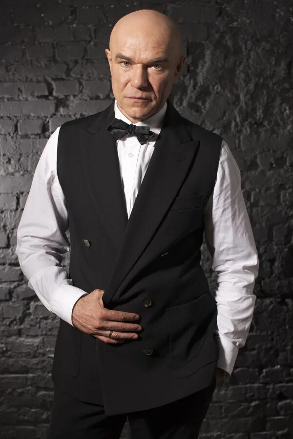 сергей мазаев. сергей мазаев 2022. мазаев сергей музыкант. солист группы моральный кодекс. сергей владимирович мазаев.