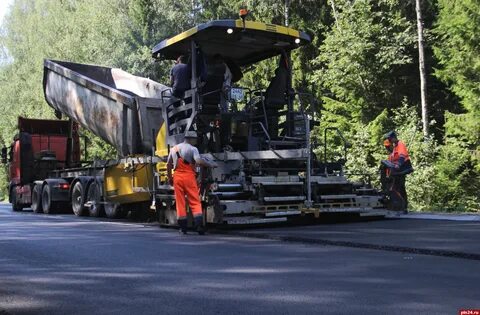 Ремонт дороги псковская область