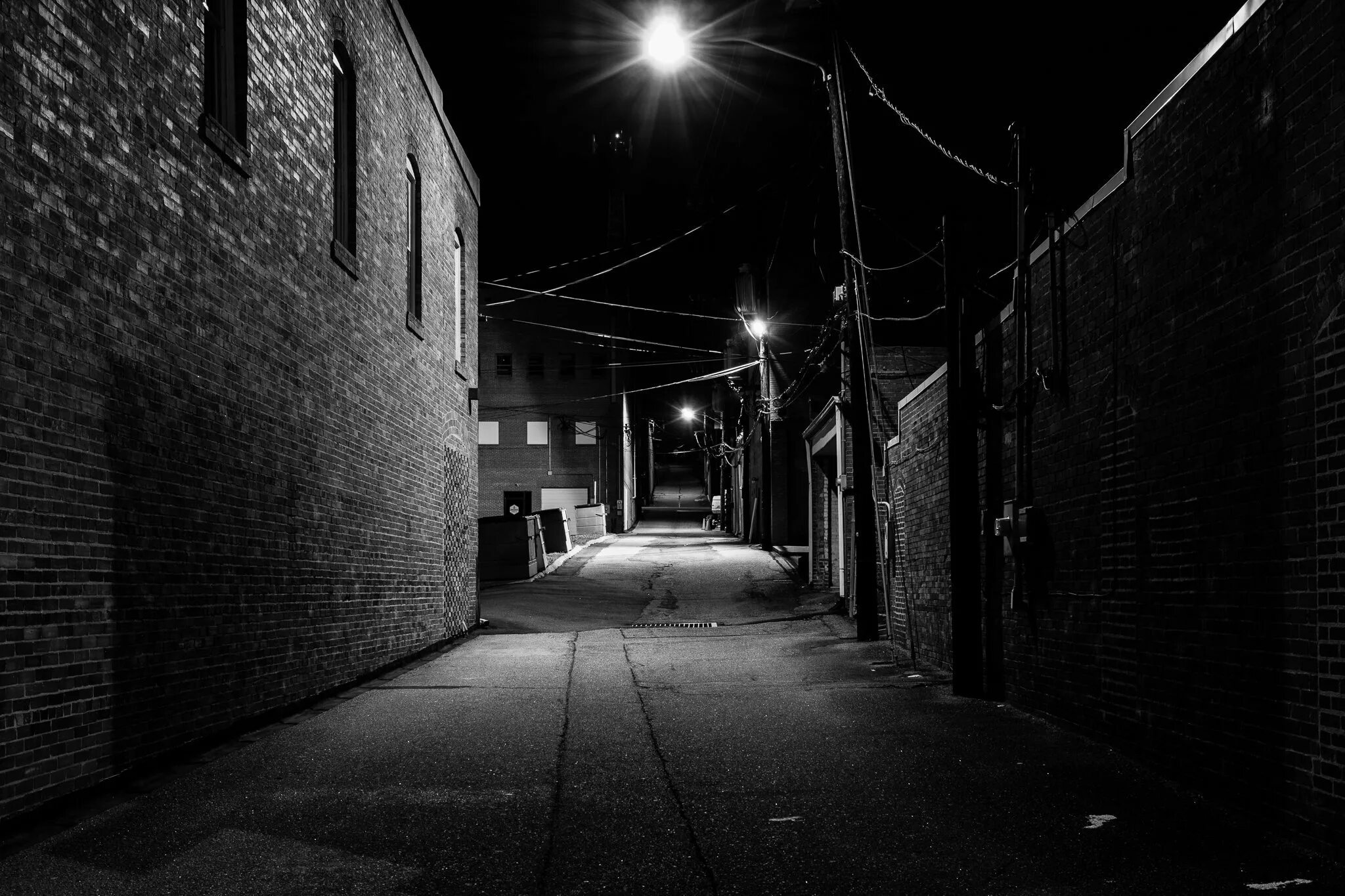 Темный переулок 40 Иваново. Темный переулок. Темная улица. Темная подворотня.