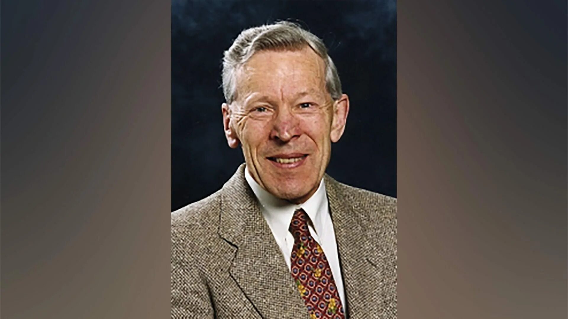 Джеймс говард маршал ii в молодости. Дж ховард маршалл iii. Дж говард маршал в молодости. Джеймс говард маршалл 2 в молодости. Джордж говард маршалл.