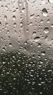 Стекло стекает вниз