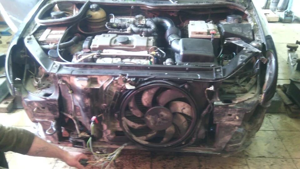 Не включился вентилятор пежо 206. Peugeot 206 реле вентилятора охлаждения. 4. Вентиляторы охлаждения пежо 406 1998-99 мотор 1. 4.