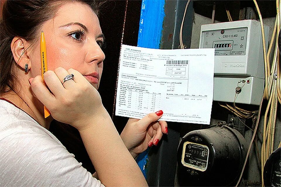 Повышение платы электроэнергии. Повышение тарифов жкх. услуги жкх. рост тарифов на коммунальные услуги. повышение тарифов на коммуналку.