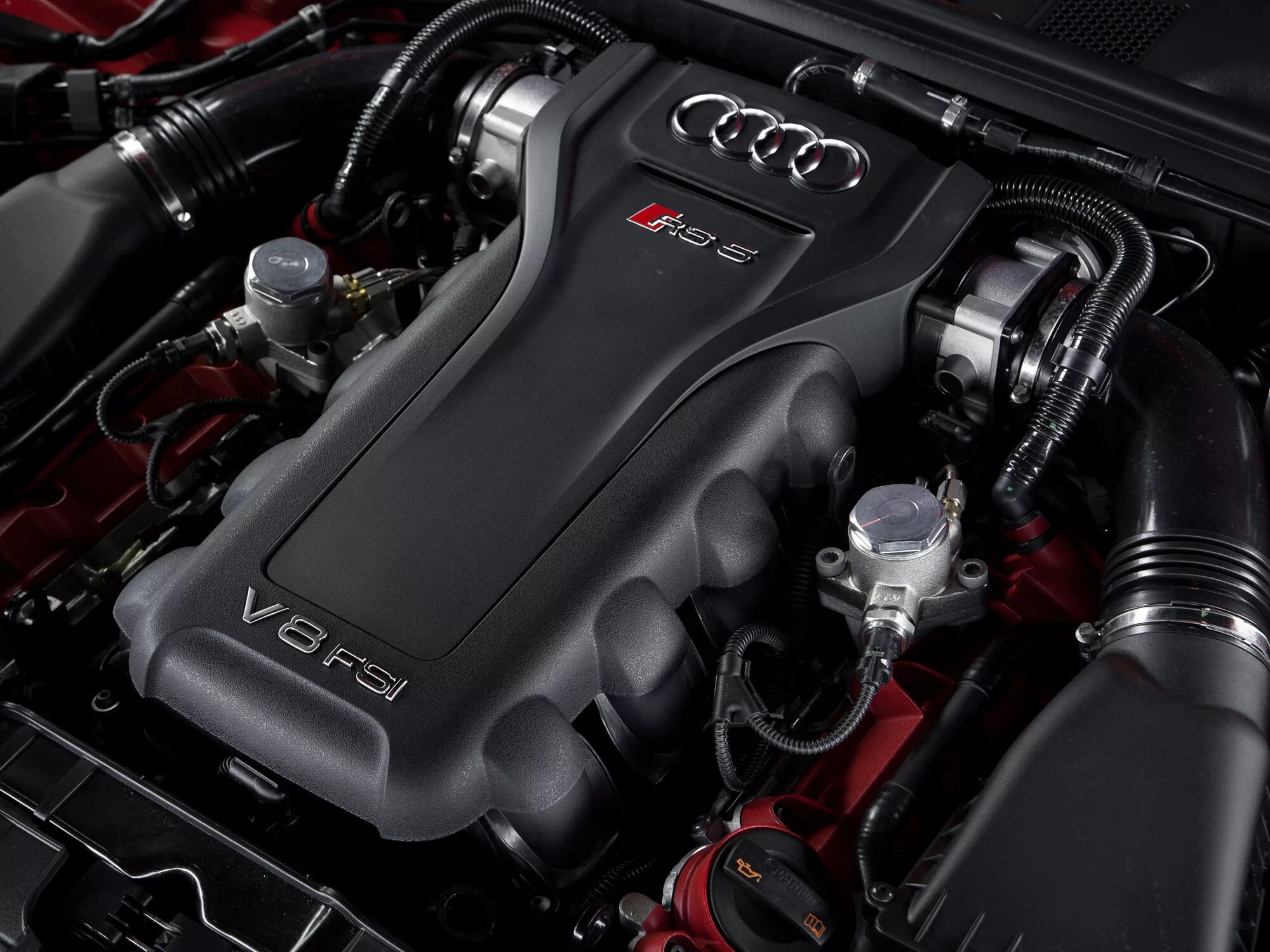 Ауди двиг. Audi rs5 engine. Audi rs5 v8 engine. Audi rs5 v8. Мотор 4.2 Ауди rs5.