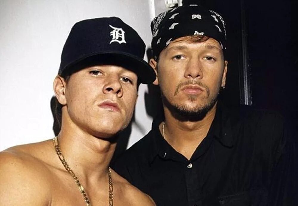 Йонас вермелен биография. Mark matching. Mark matching. Янко яноуш. Mark "flash" dudbridge.