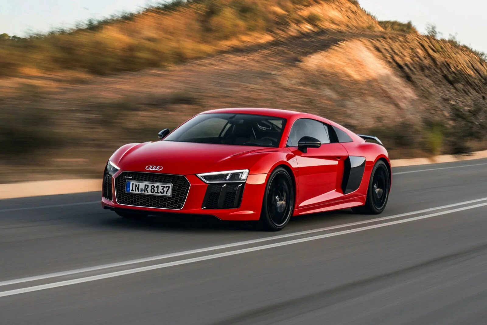 Audi r8 tuning. Audi r8 v10 plus. Audi r8 v10 plus 2013. Число r 8. Audi r8 v10 decennium.