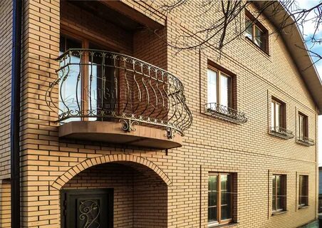 Балкон кирпичный дом
