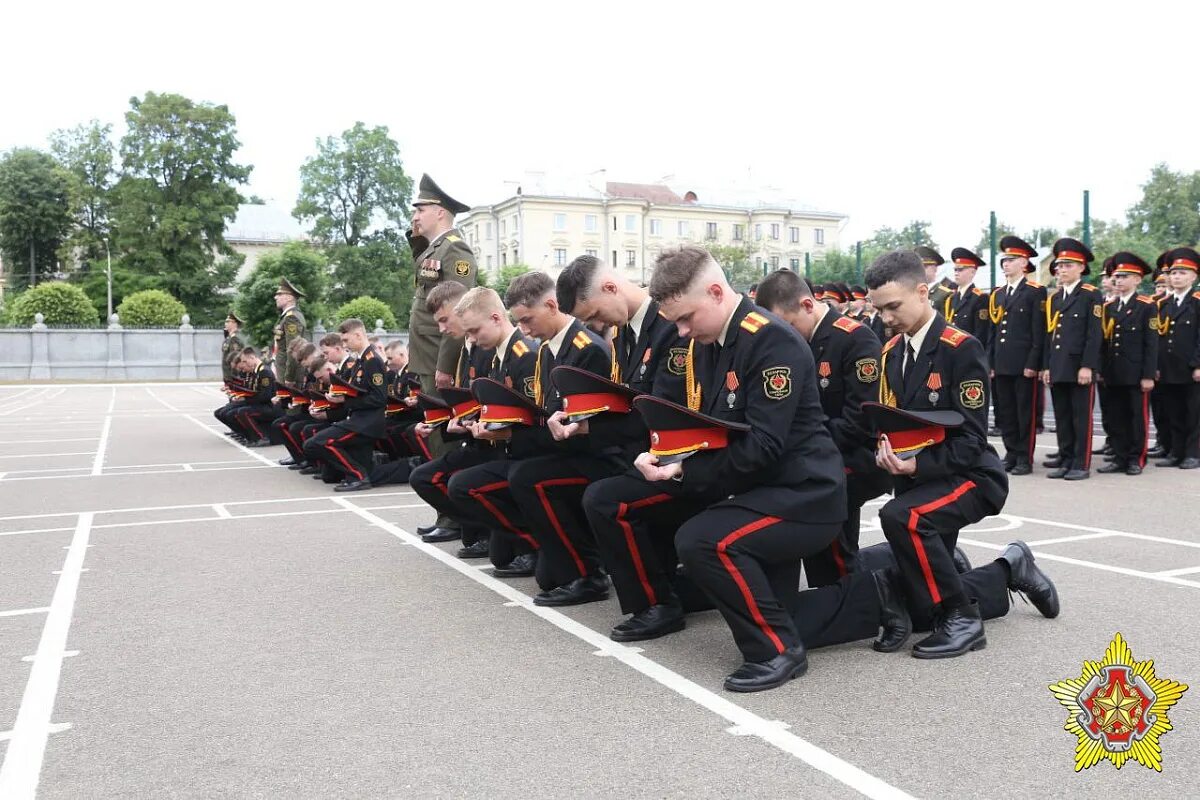 Минское суворовское училище. Минское Суворовское военное училище. Белорусские кадеты. Военнослужащие кадеты. Минское СВУ выпускники.